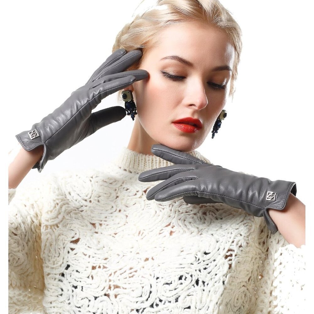 ❤️Women's  Grey Italian Leather Gloves Lambskin Winter Comfort Gloves - Picture 2 of 9